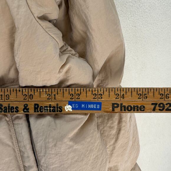 AIR JORDAN FLIGHT WOMEN'S LARGE BEACH CREAM PUFFER JACKET $195/FB5149-277 - Picture 4 of 6